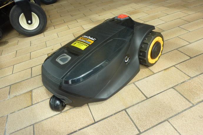 Cub Cadet Rasenroboter XR2 1500 Aktion