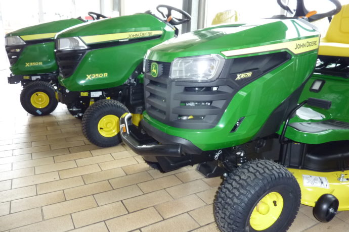 Die neuen John Deere Rasentraktoren sind da !!